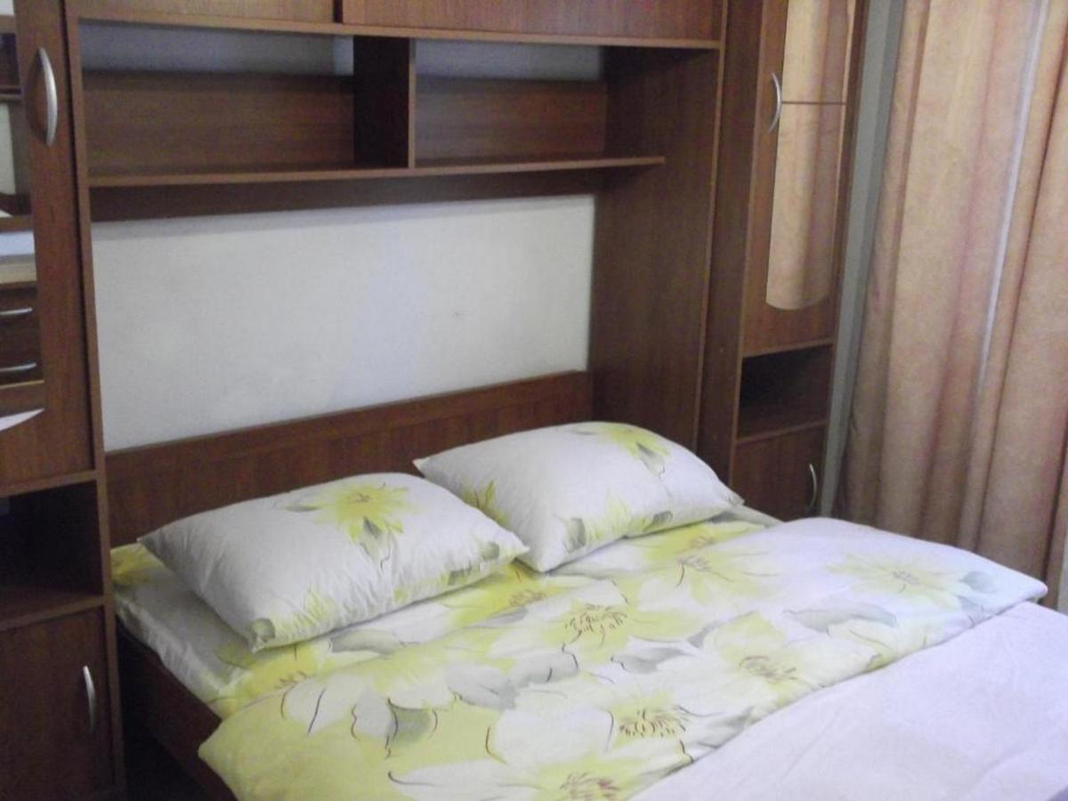 Apartments Miocic ราชานาส ภายนอก รูปภาพ