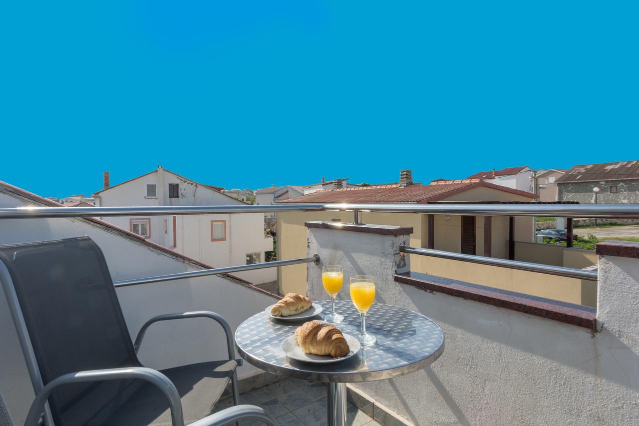 Apartments Miocic ราชานาส ภายนอก รูปภาพ
